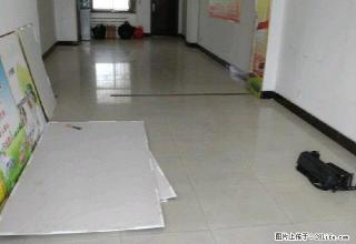 北门口十字精装大空房办公首选（秦峰大厦）电梯房看房随时 - 咸阳28生活网 xianyang.28life.com