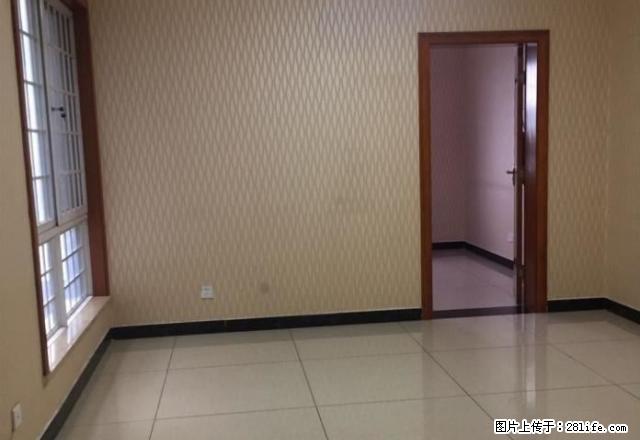 北门口人民路 凤凰城 精装全壁纸1室，电梯房办公住家均可 - 房屋出租 - 房屋租售 - 咸阳分类信息 - 咸阳28生活网 xianyang.28life.com